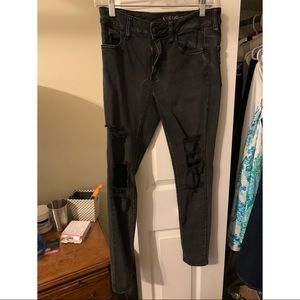 Black ripped skinny jeans